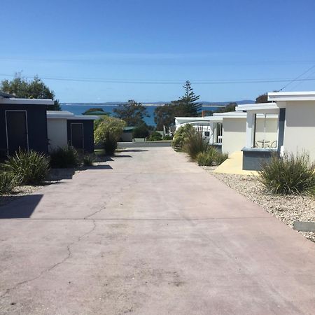 Old Pier Apartments ブリッジポート エクステリア 写真